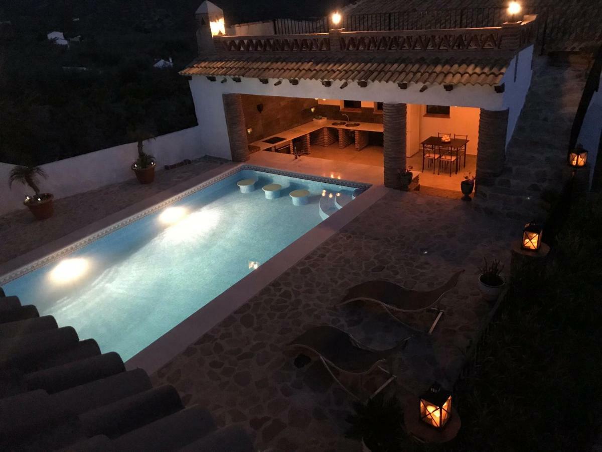 Villa Zahar Периана Экстерьер фото