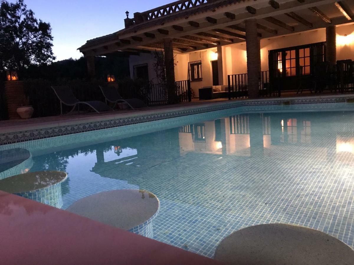 Villa Zahar Периана Экстерьер фото